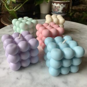 Bubbel kubus kaars
